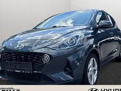 Dark night Gebraucht 2022 Hyundai i10 Edition 30 Kleinwagen | 13.950 € (Fairer Preis)