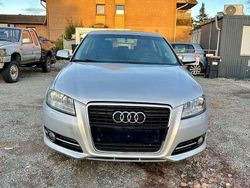 Silber Gebraucht 2012 Audi A3 Ambition Limousine | 3.990 € (Guter Preis)