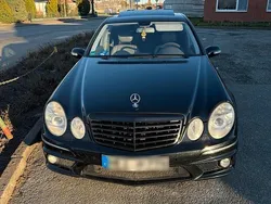 Schwarz Gebraucht 2004 Mercedes E320 Limousine | 3.500 €