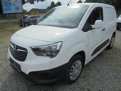 Weiß Gebraucht 2020 Opel Combo Edition Van / Kleinbus | 10.500 € (Guter Preis)