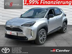 Silver metallic (1l0)/ black ( Neu 2025 Toyota Yaris Cross Plus SUV | 36.750 €