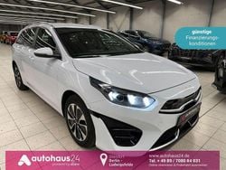 Weiß Gebraucht 2022 Kia Ceed Vision Kleinwagen | 16.990 € (Superpreis)