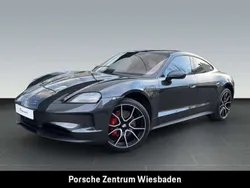 Vulkangraumetallic Gebraucht 2025 Porsche Taycan 4S Limousine | 149.000 € (Etwas zu teuer)