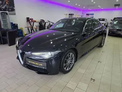 Schwarz Gebraucht 2016 Alfa Romeo Giulia Limousine | 12.790 € (Guter Preis)