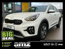 (ud) schneeweiss Gebraucht 2021 Kia Niro Vision SUV | 17.980 € (Guter Preis)