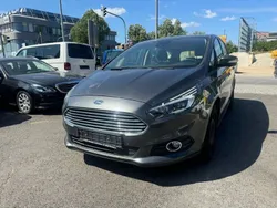 Grau Gebraucht 2019 Ford S-MAX Trend Van / Kleinbus | 13.999 € (Guter Preis)