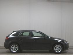 Schwarz Gebraucht 2020 Audi A3 Comfort | 16.280 €