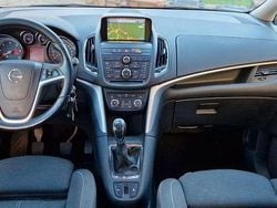 Schwarz Gebraucht 2012 Opel Zafira Tourer Active Van / Kleinbus | 5.599 € (Etwas zu teuer)
