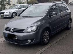 Grau Gebraucht 2012 VW Golf VII Match Limousine | 4.100 € (Guter Preis)