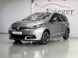 Grau Gebraucht 2015 Renault Scénic III Bose Edition Van / Kleinbus | 9.580 € (Etwas zu teuer)