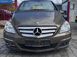 Braun Gebraucht 2008 Mercedes B180 Edition Van / Kleinbus | 1.690 € (Superpreis)