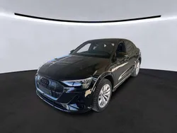 Mythosschwarz metallic Gebraucht 2022 Audi e-tron Ambiente SUV | 45.495 € (Superpreis)