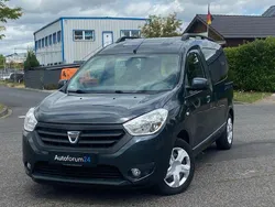 Grau Gebraucht 2014 Dacia Dokker Lauréate Van | 5.150 € (Fairer Preis)