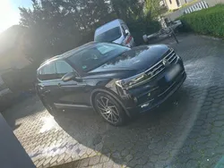 Schwarz Gebraucht 2019 VW Tiguan R-line SUV | 24.000 € (Guter Preis)