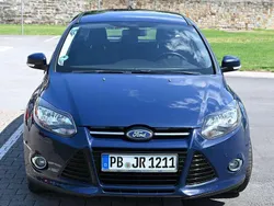 Blau Gebraucht 2014 Ford Focus Kombi | 4.750 € (Fairer Preis)