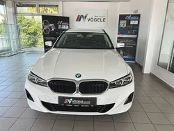 Weiß Gebraucht 2024 BMW 318 Kombi | 33.800 € (Fairer Preis)