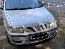 Silber Gebraucht 2001 VW Polo Kleinwagen | 900 € (Fairer Preis)