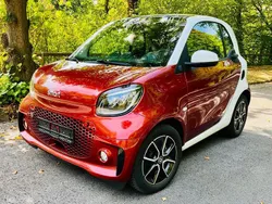 Rot Gebraucht 2021 Smart ForTwo Electric Drive Coupé | 10.700 € (Fairer Preis)