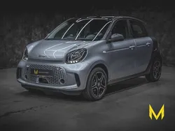 Cool silver (metallic) (silber) (metallic) Gebraucht 2021 Smart ForFour Electric Drive Premium Limousine | 15.333 € (Teuer)