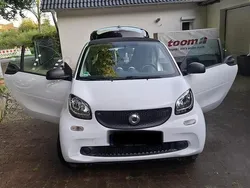 Weiß Gebraucht 2016 Smart ForTwo Coupé Coupé | 7.500 €