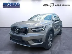 Grau Gebraucht 2022 Volvo XC40 Inscription SUV | 29.990 € (Guter Preis)