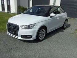 Gletscherweiß metallic Gebraucht 2018 Audi A1 Kleinwagen | 17.750 € (Fairer Preis)