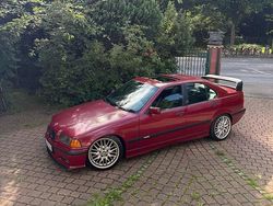Rot Gebraucht 1991 BMW 320 M Sport Limousine | 5.750 €