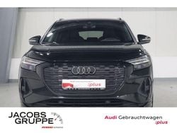 Mythosschwarz metallic Gebraucht 2023 Audi Q4 e-tron Ambiente SUV | 33.620 € (Fairer Preis)