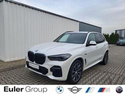 Weiss Gebraucht 2022 BMW X5 iPerformance SUV | 58.866 € (Fairer Preis)