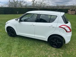 Weiß Gebraucht 2016 Suzuki Swift Club Kleinwagen | 9.500 € (Fairer Preis)