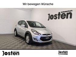 Silber (sleek silver / met (silber)) Gebraucht 2015 Hyundai ix20 Van / Kleinbus | 8.890 € (Guter Preis)