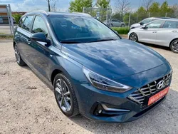 Teal blue Gebraucht 2024 Hyundai i30 Trend Kombi | 21.400 €