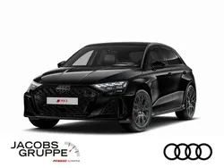 Schwarz Neu 2025 Audi RS3 Sportback Ambiente Kleinwagen | 79.690 € (Teuer)