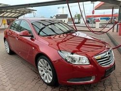 Rot Gebraucht 2009 Opel Insignia Limousine | 3.000 € (Superpreis)