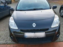 Schwarz Gebraucht 2009 Renault Clio GrandTour Kombi | 3.000 €