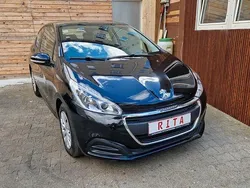 Schwarz Gebraucht 2015 Peugeot 208 Kleinwagen | 6.980 € (Fairer Preis)