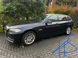 Blau Gebraucht 2015 BMW 520 Kombi | 14.990 € (Guter Preis)