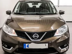 Braun Gebraucht 2015 Nissan Pulsar Limousine | 8.300 € (Guter Preis)