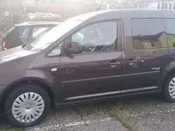 Braun Gebraucht 2010 VW Caddy Edition Van / Kleinbus | 5.999 € (Superpreis)