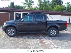 Schwarz Gebraucht 2005 Nissan Navara Abholung | 11.450 € (Teuer)
