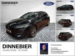 Schwarz Gebraucht 2022 Ford Focus ST-Line X Limousine | 19.678 € (Teuer)