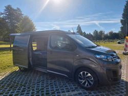 Grau Gebraucht 2025 Citroën Spacetourer Van / Kleinbus | 51.550 € (Etwas zu teuer)