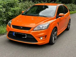 Orange Gebraucht 2008 Ford Focus ST Limousine | 7.245 € (Fairer Preis)