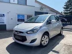 Silber Gebraucht 2014 Hyundai ix20 Edition Van / Kleinbus | 6.597 € (Fairer Preis)
