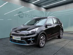 Schwarz Gebraucht 2021 Kia e-Niro Vision SUV | 22.100 € (Etwas zu teuer)