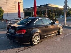 Schwarz Gebraucht 2012 BMW 123 Coupé M Sport Coupé | 12.990 €