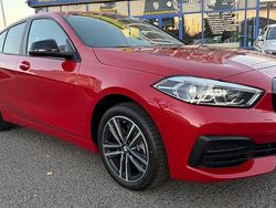 Rot Gebraucht 2021 BMW 118 Advantage Kleinwagen | 20.980 € (Fairer Preis)