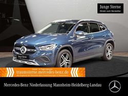 Blau Gebraucht 2022 Mercedes GLA250 Style SUV | 35.890 € (Fairer Preis)