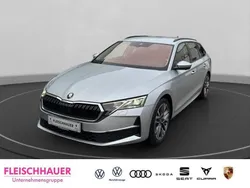 Silber Gebraucht 2025 Skoda Octavia Selection Kombi | 44.990 €