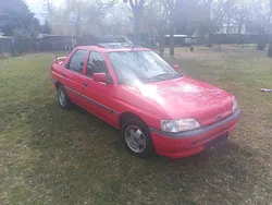 Rot Gebraucht 1991 Ford Orion Limousine | 1.800 €